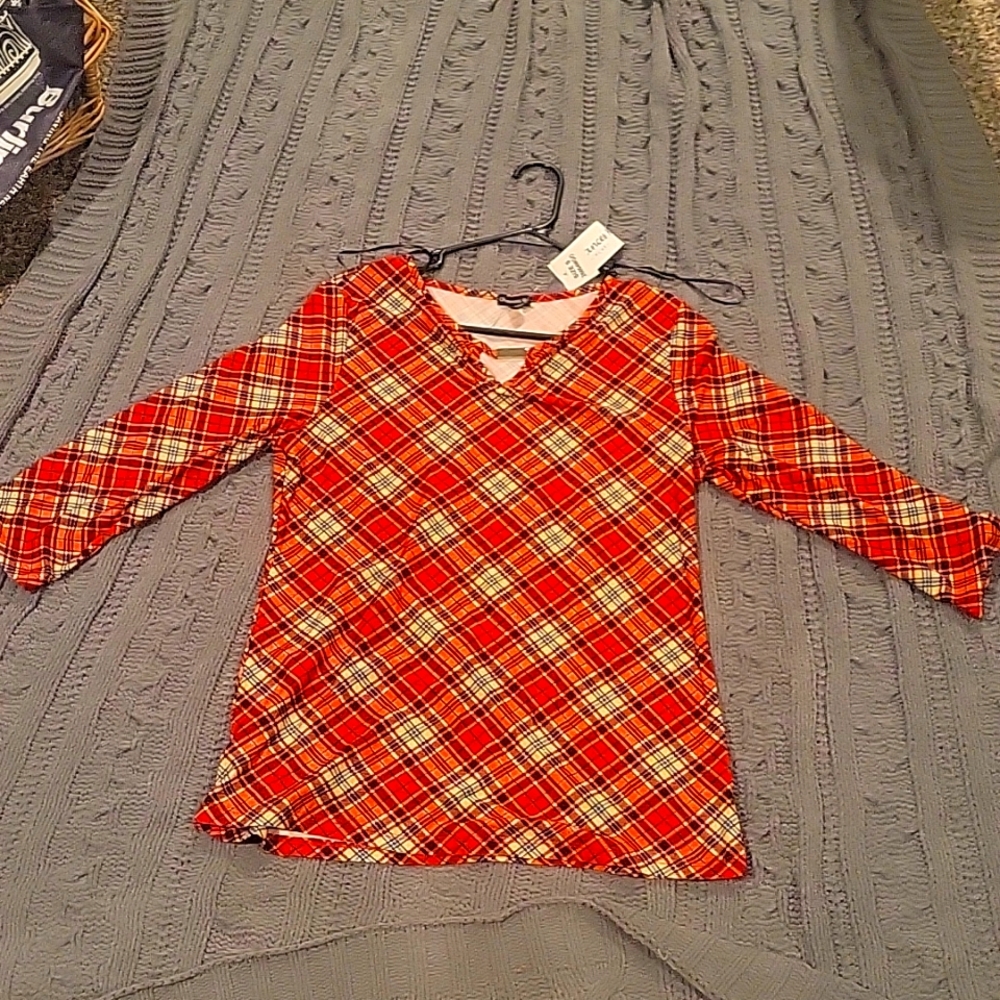 3 for $20 ⭕️Soft fall thin blouse